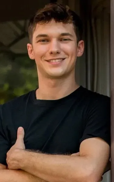 Art Bezrukavenko