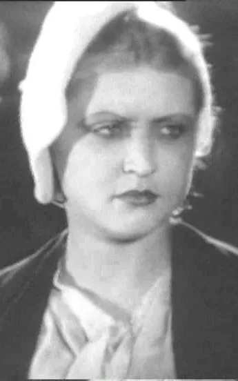 Asya Tolstova