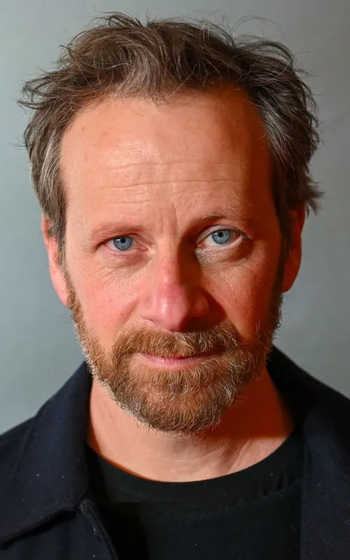 Fabian Busch