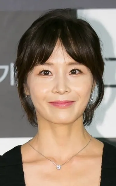 Kang Eun-jin