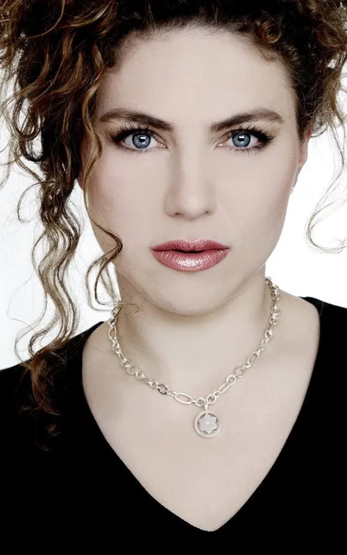 Annette Dasch