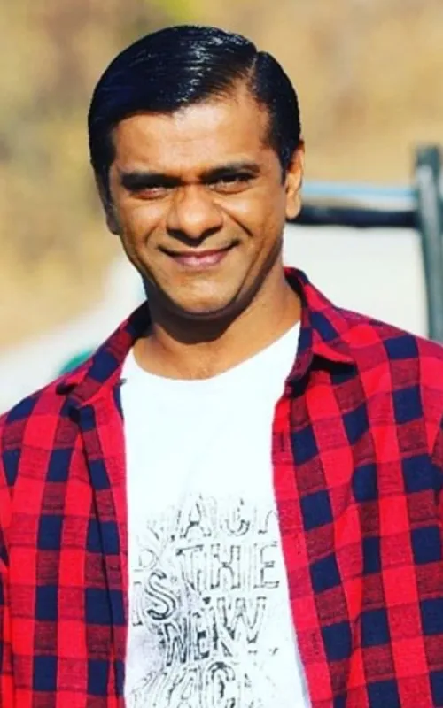 Tanmay Vekaria