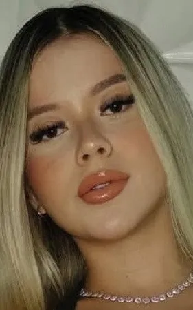 Aline Gomes