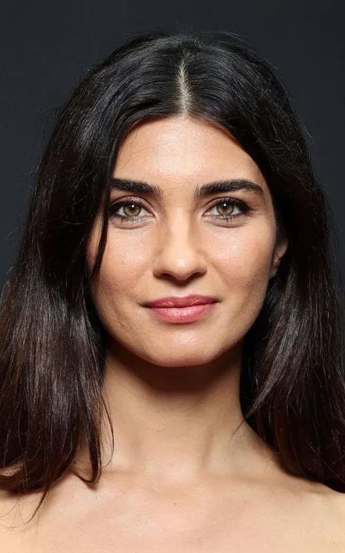 Tuba Büyüküstün