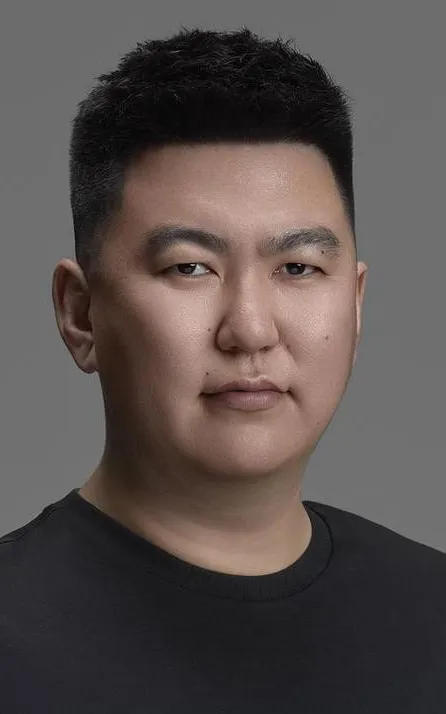 Na Yintai