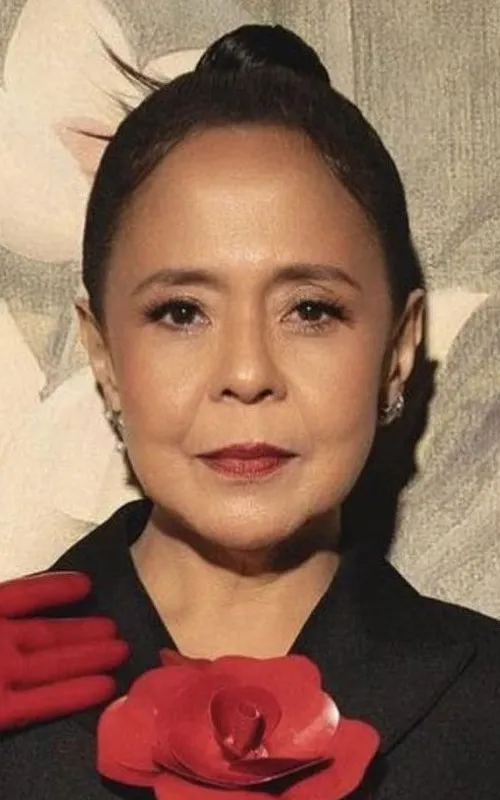 Dolly de Leon