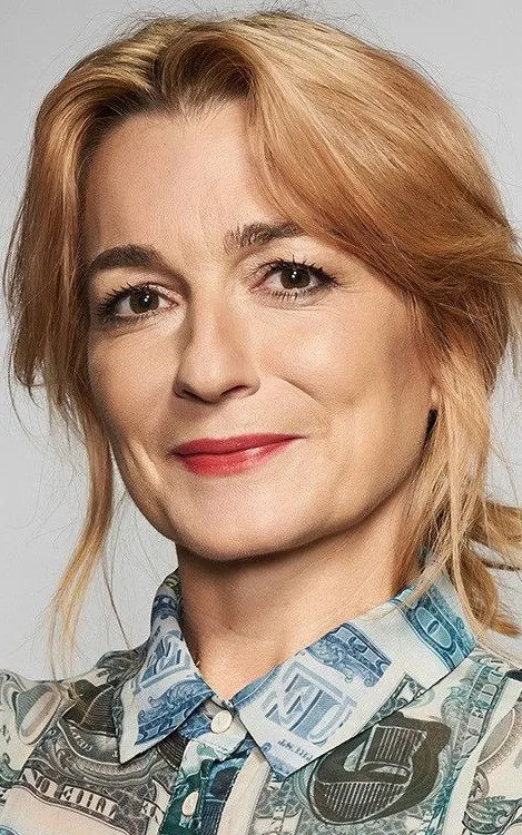 Lucie Cave