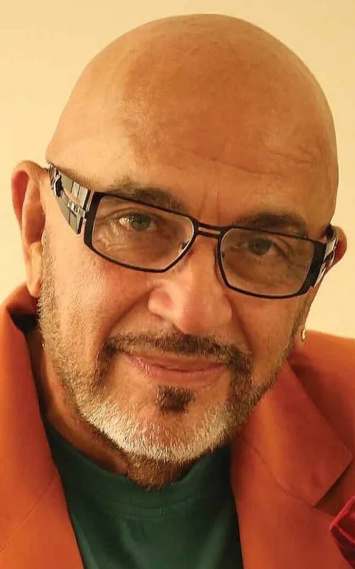 Yannis Zouganelis