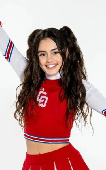 Tania Nicole