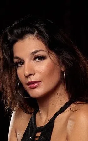 Lola Deluca