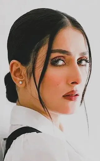 Ayeza Khan