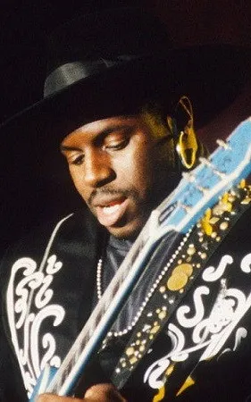 Levi Seacer Jr.