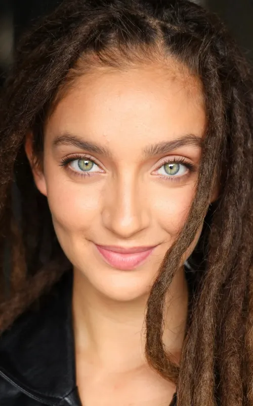 Carli McIntyre
