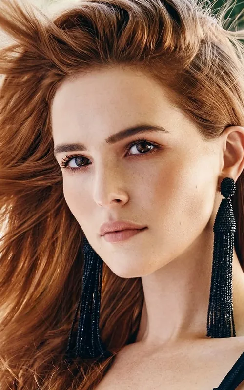 Zoey Deutch