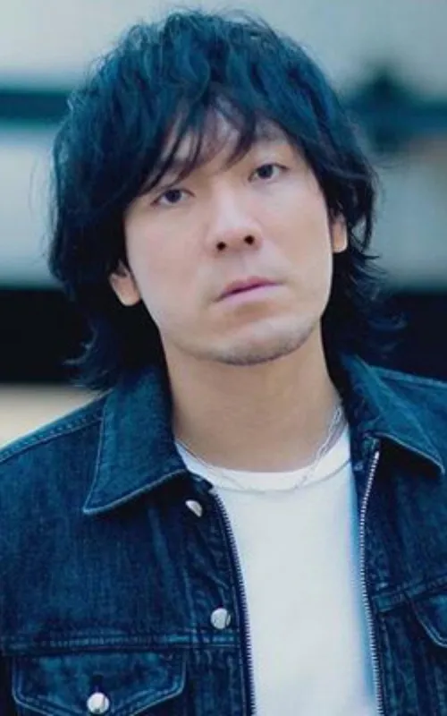 清水依与吏