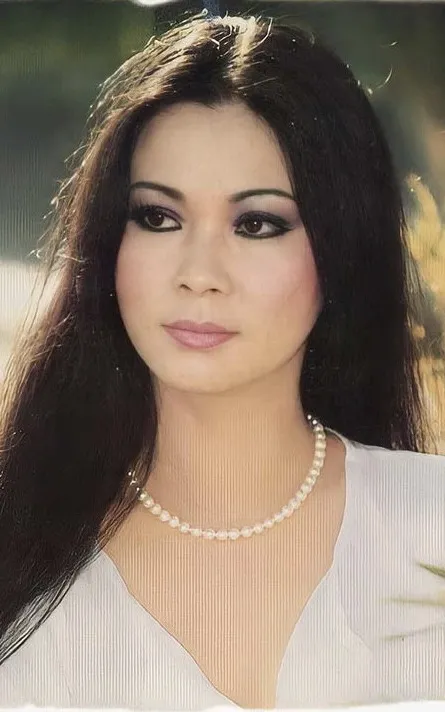 Khánh Ly