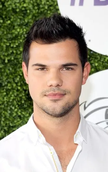 Taylor Lautner