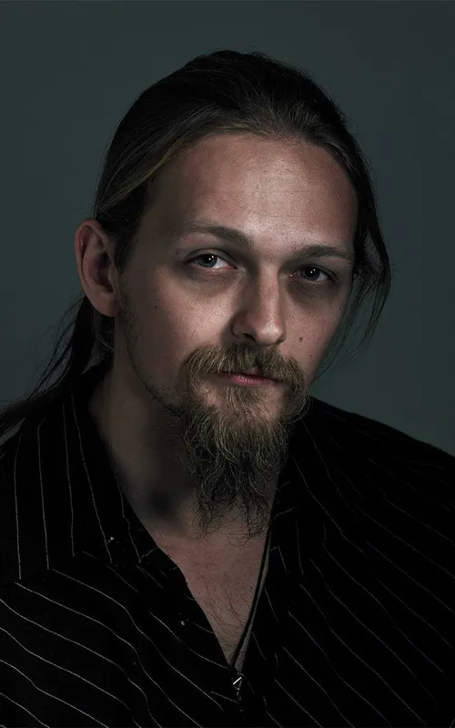 Vanya Essin