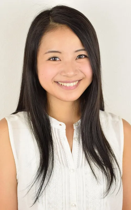 Akino Fujiwara