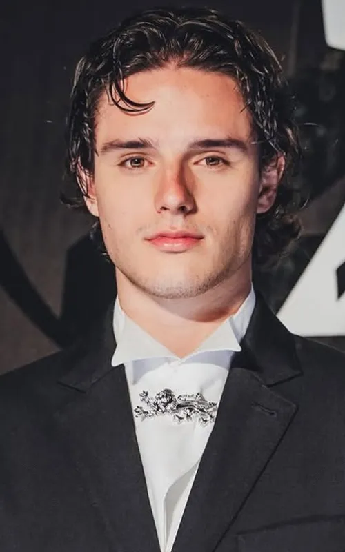 Harry Collett