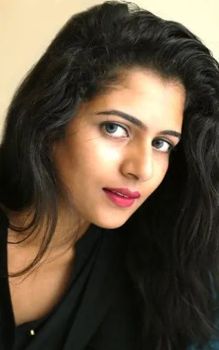 Yamini Lakshmanan