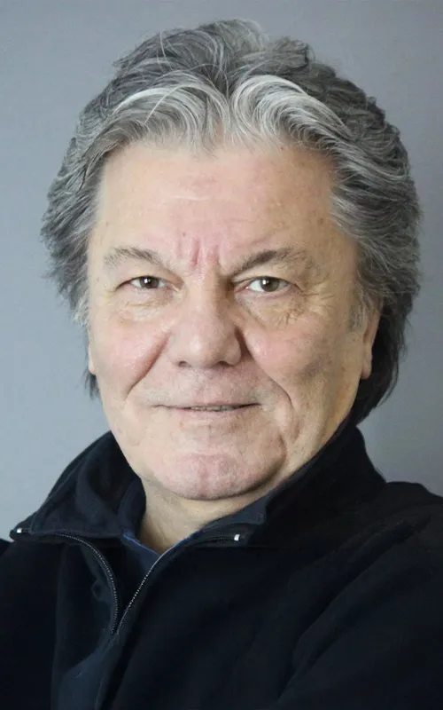 Kazım Akşar