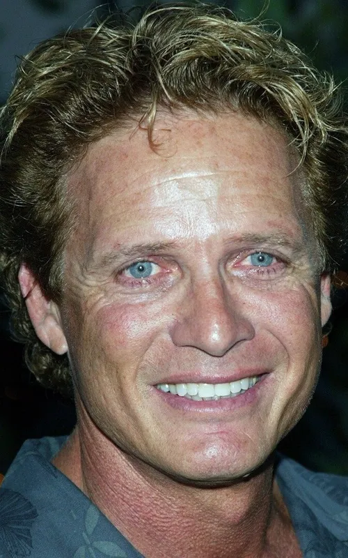 Steve Bond