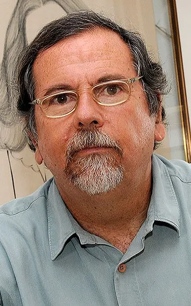 Tárik de Souza