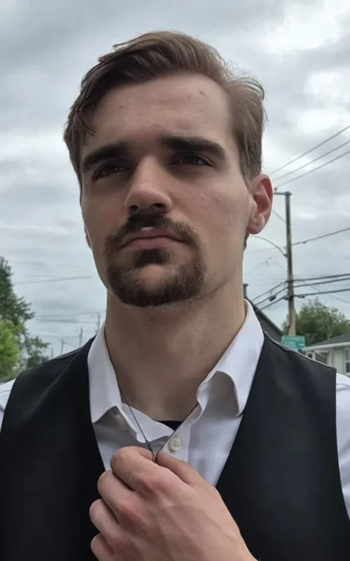 Dylan Savard