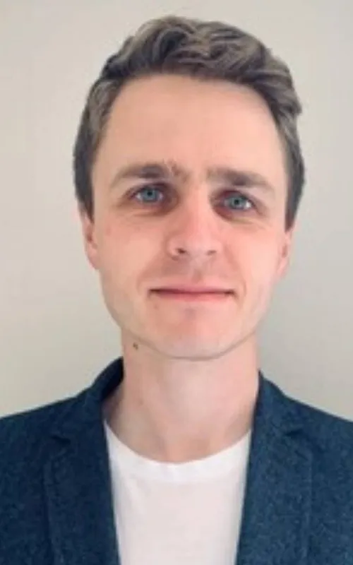 Dr. Michael Lambert