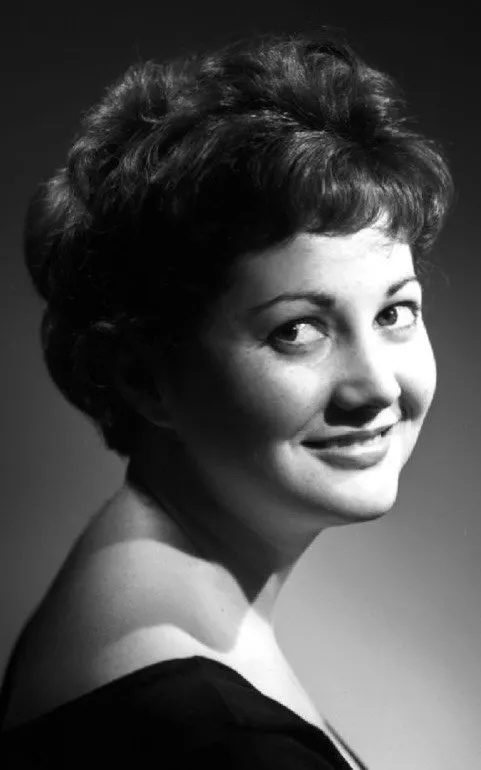 Louisette Dussault
