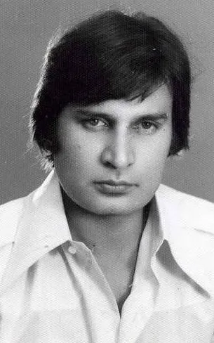 Asif Khan