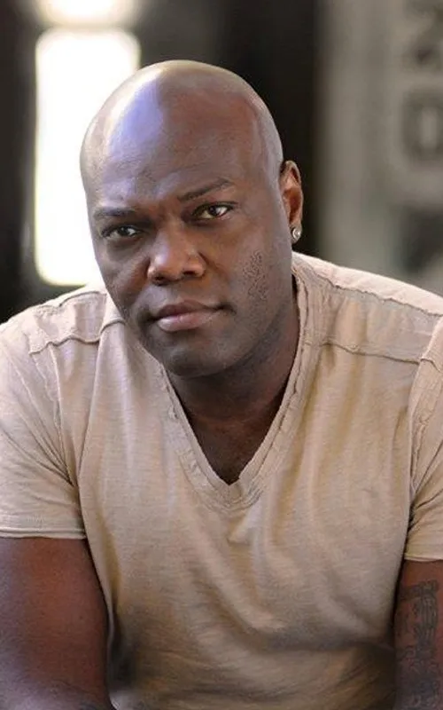 Peter Macon