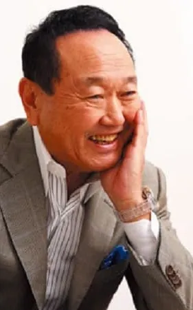 Eiji Bandō