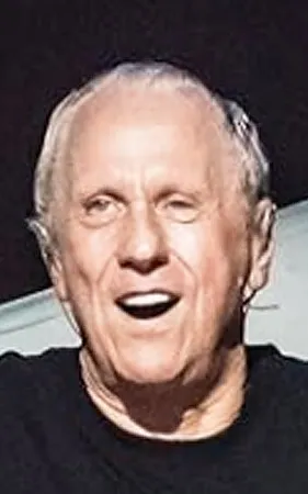 Dennis Elliott