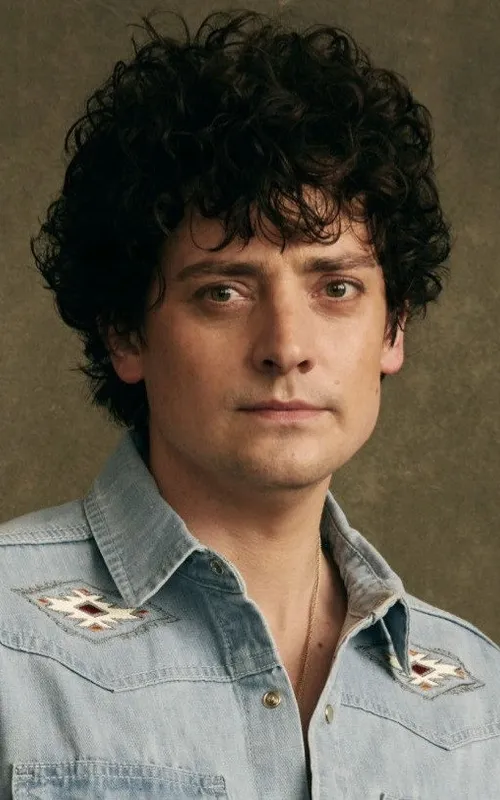 Aneurin Barnard