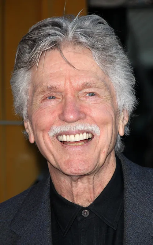 Tom Skerritt