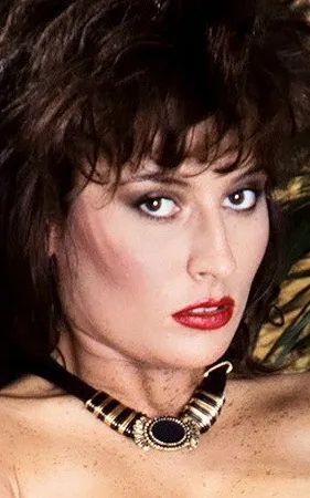 Lisa Phillips