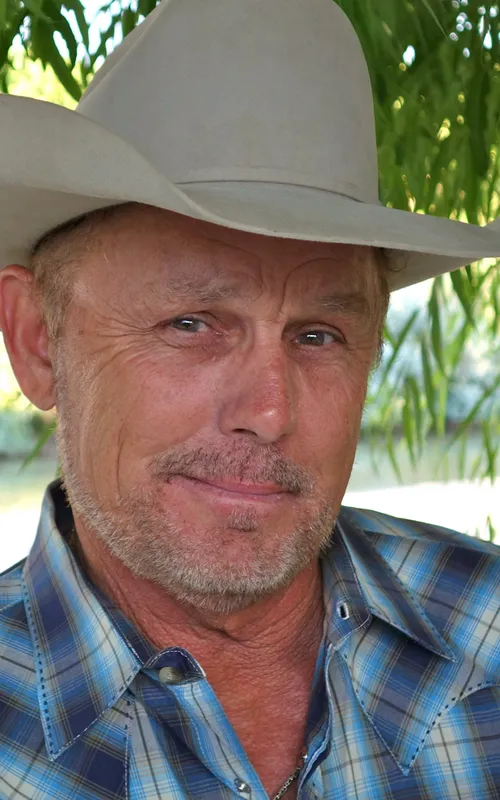 Curtis Akin