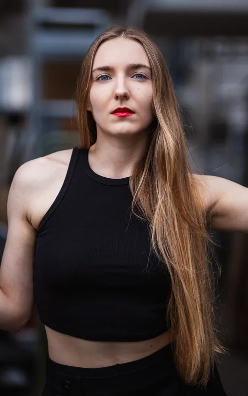 Laura Schulten