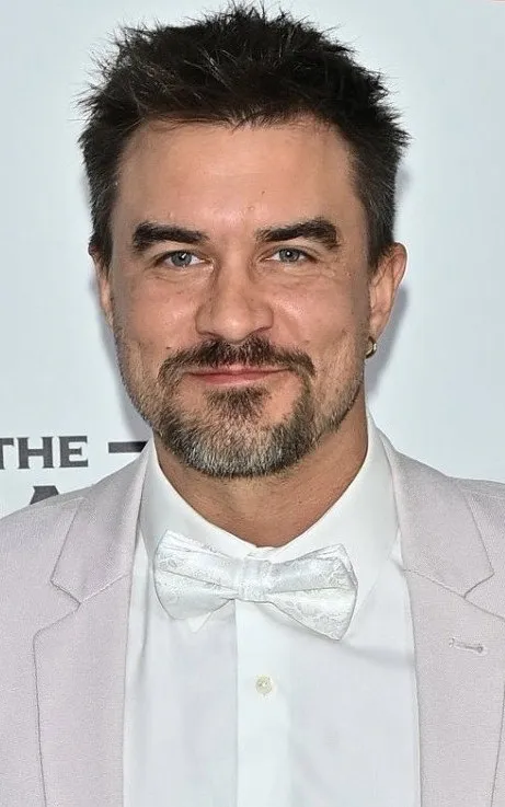 Rob Mayes