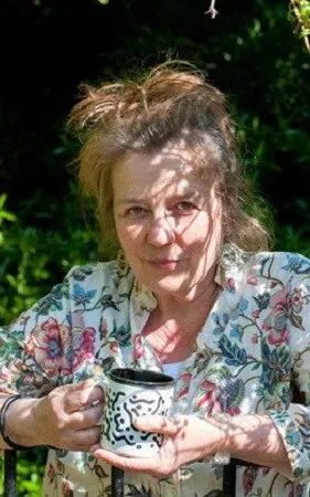 Robina Rose