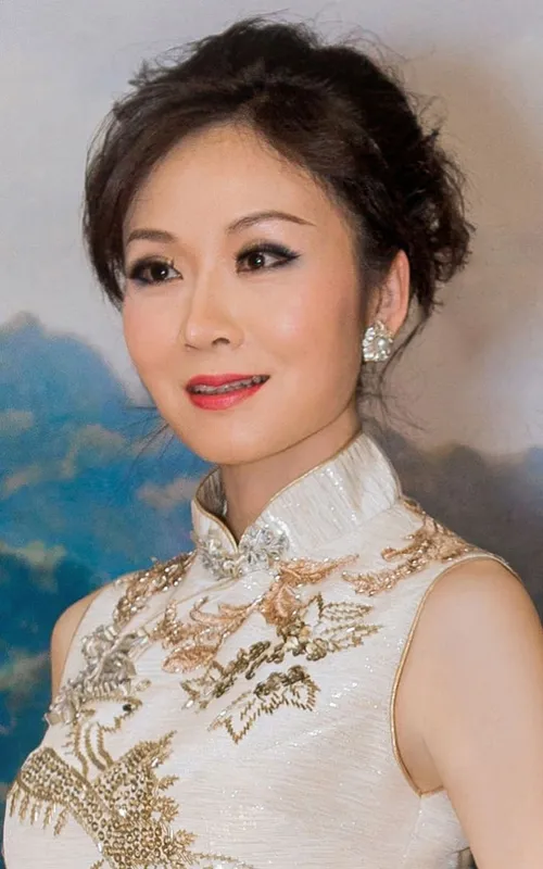 Crystal J. Huang