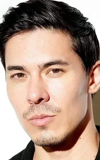 Lewis Tan