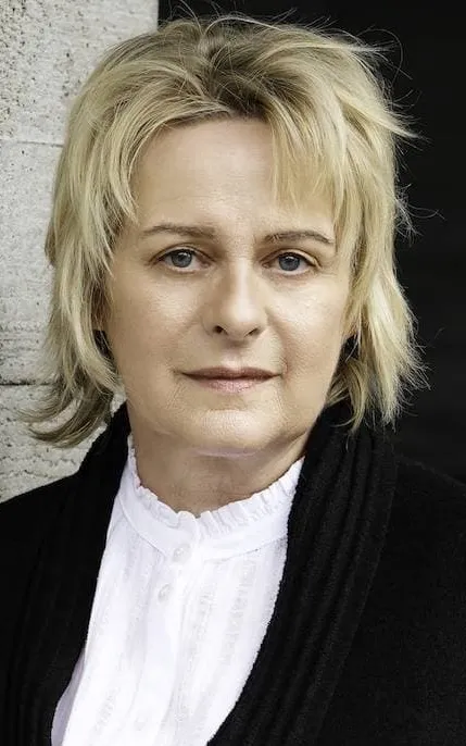 Joanne Pearce