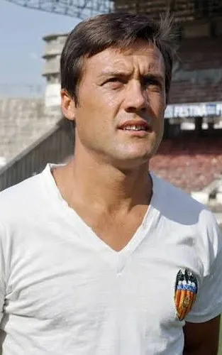 Roberto Gil Esteve
