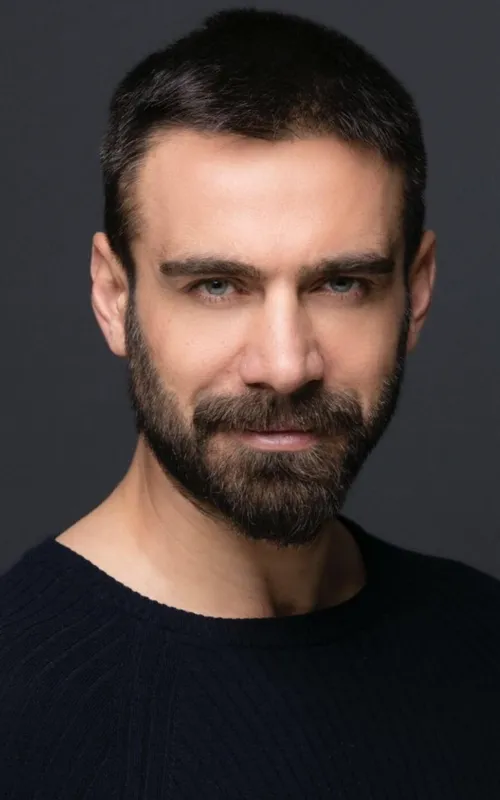 Adnan Koç