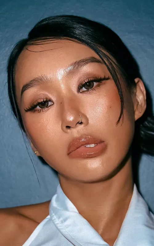 Hyolyn