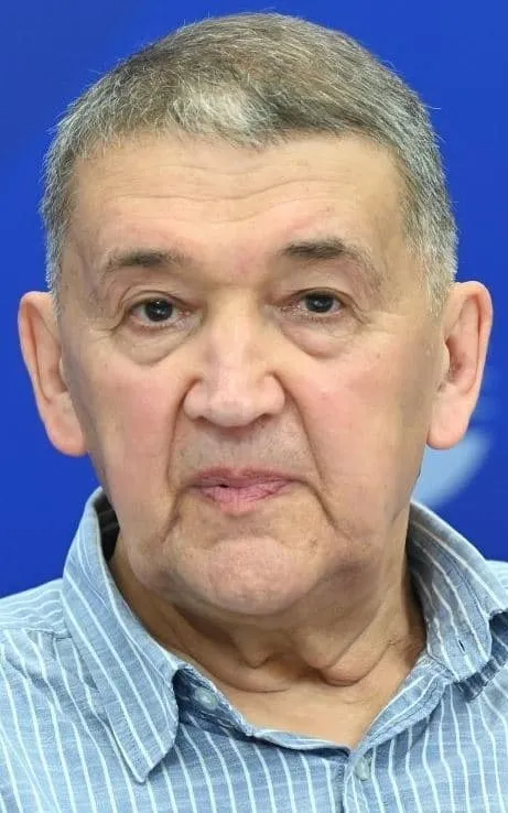 Dmitriy Shparo