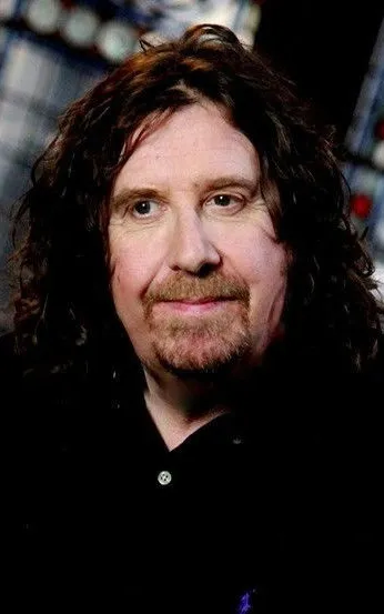 Malcolm Holmes